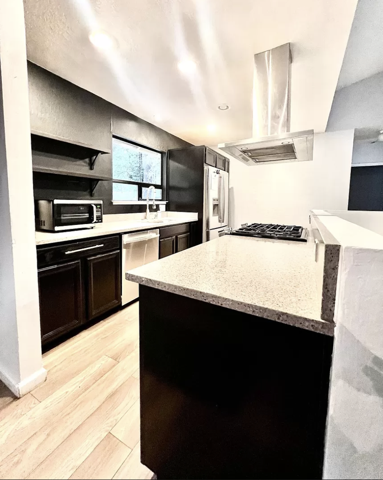 27151 Lake Dr #1 - Photo 2 of 12