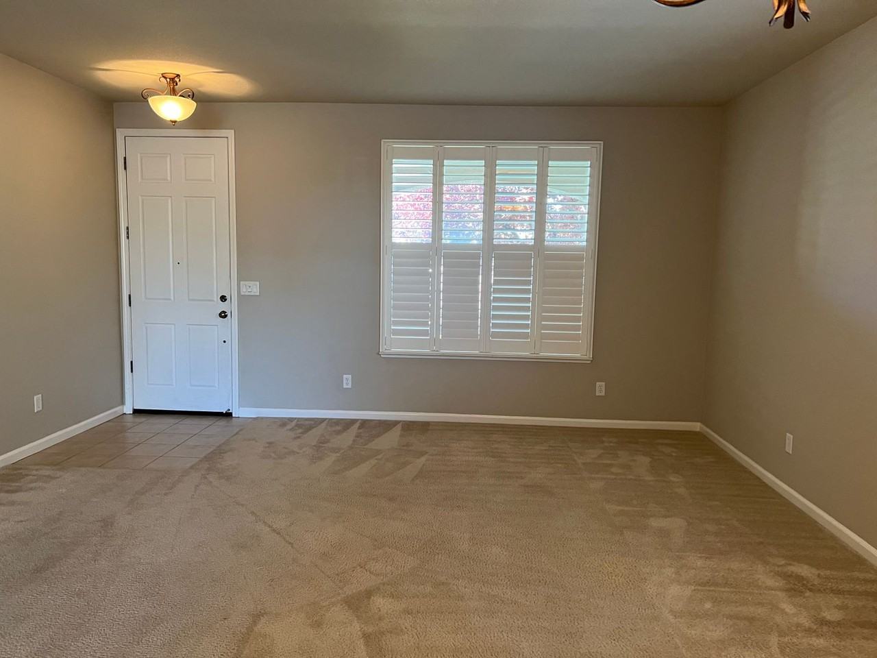 2338 Dunsley Cir - Photo 5 of 49