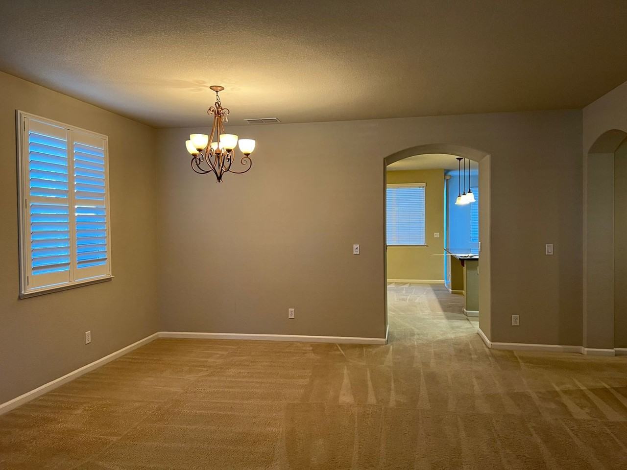 2338 Dunsley Cir - Photo 6 of 49