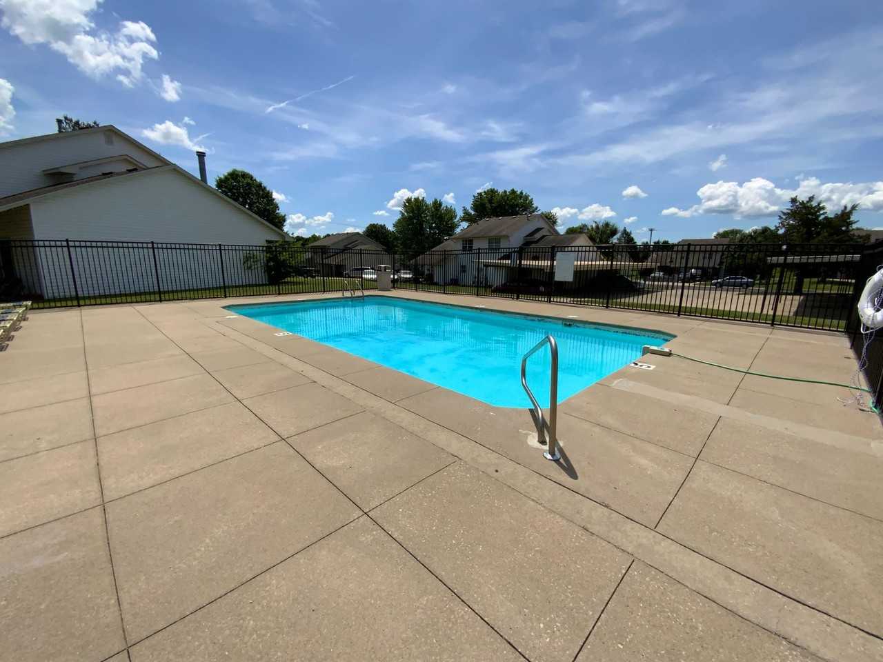 1713 Steamboat Ln #1713