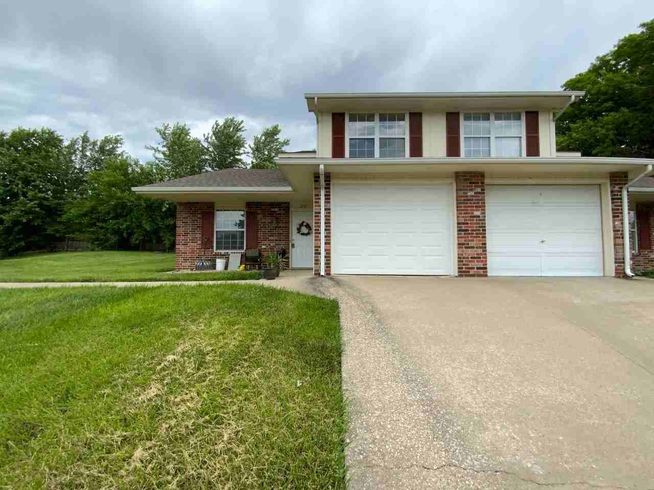 1713 Steamboat Ln #1713 - Photo 4 of 34