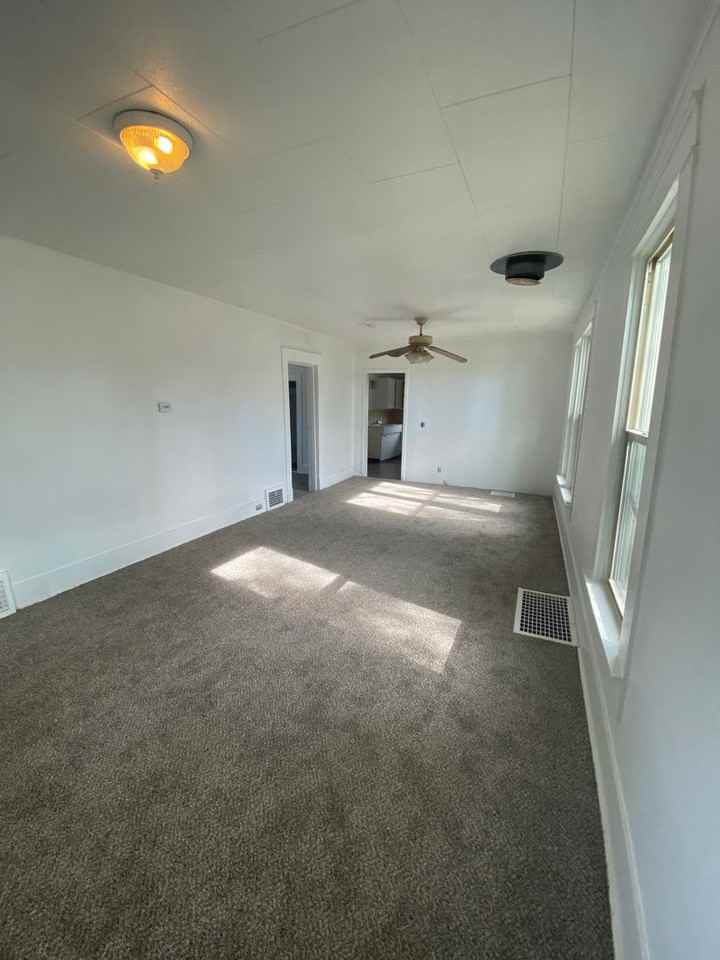 317 E Indiana Ave - Photo 3 of 27