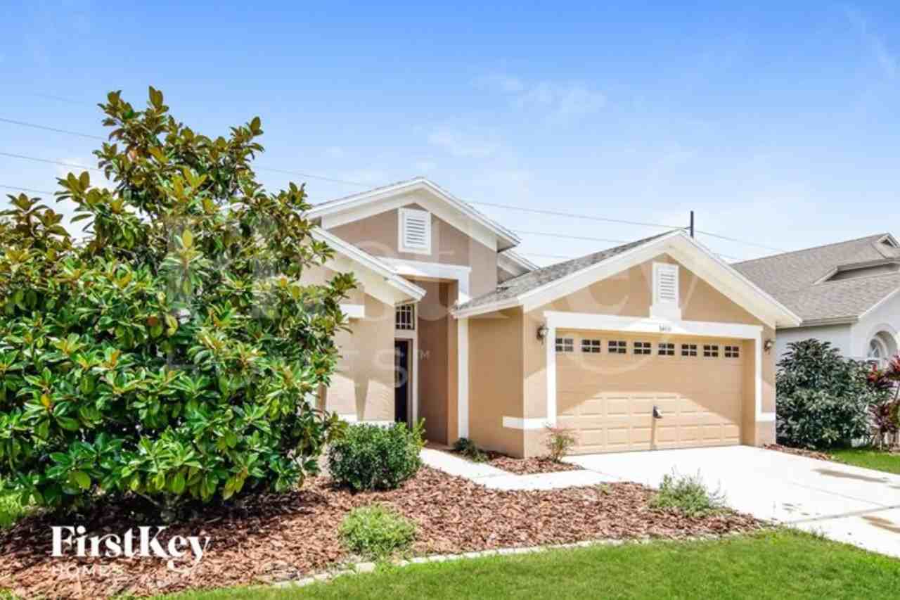 34435 Cliffcreek Ct - Photo 2 of 15