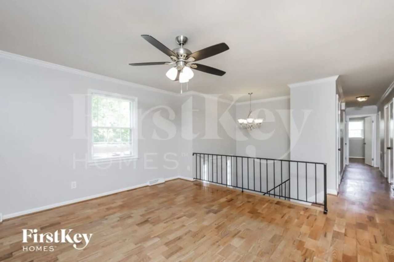 3834 Avera Ave - Photo 3 of 15