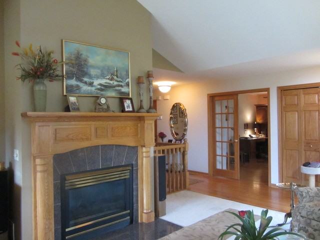 11218 W Algonquin Rd - Photo 3 of 11