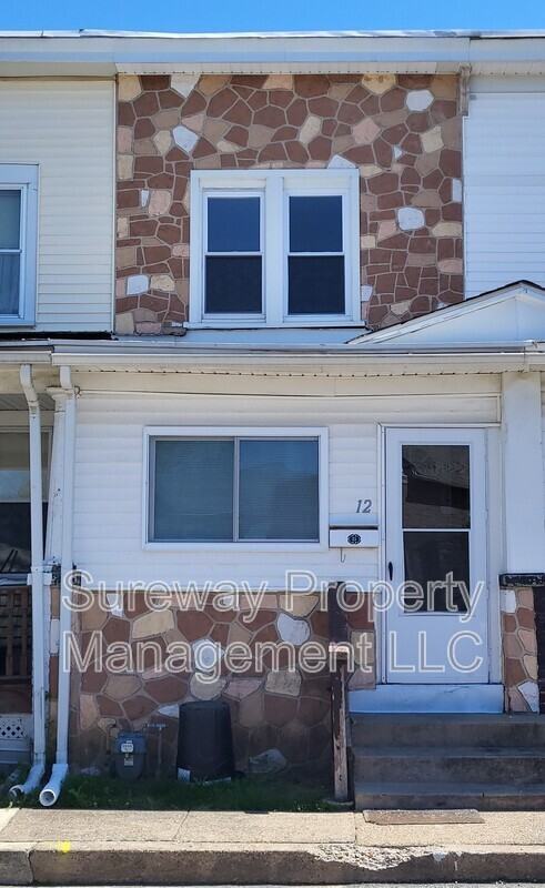 12 Richardson Ave - Photo 2 of 50