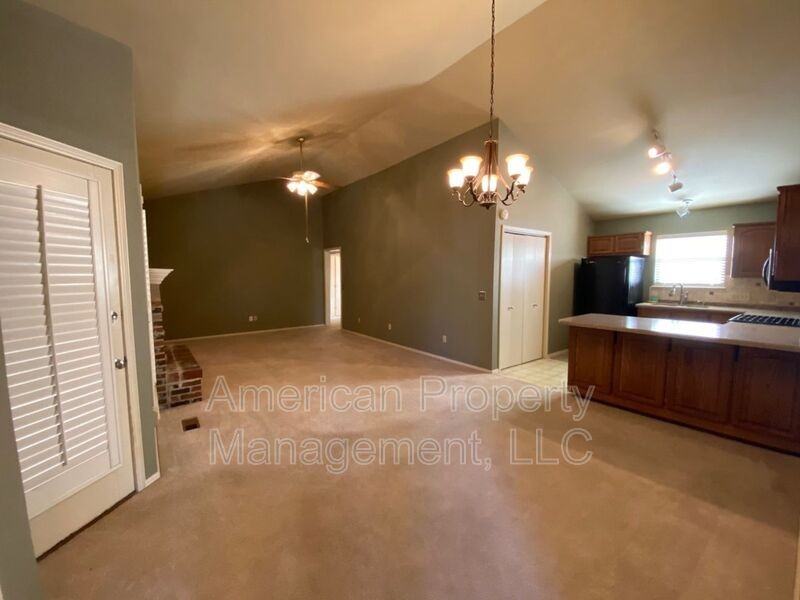8841 S Canton Pl - Photo 4 of 35