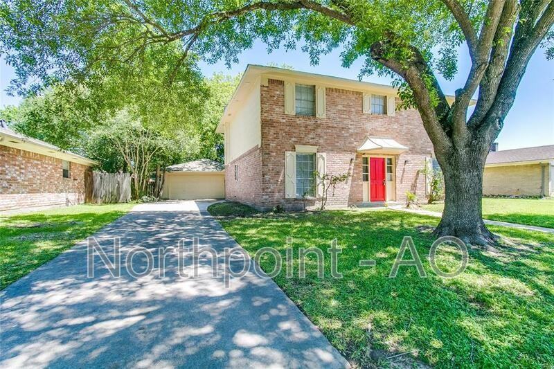 6607 Escondido Dr - Photo 2 of 13