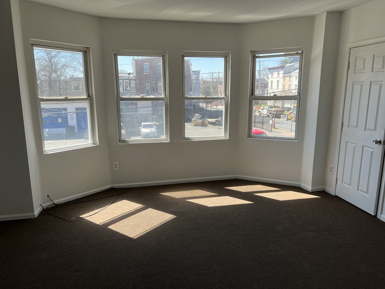 407 W 8Th St - Photo 2 of 2