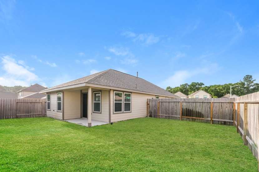 22433 Clear Castle Dr - Photo 3 of 16