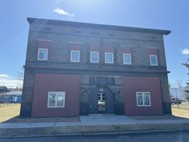 featured image of 1516 Broadway Street