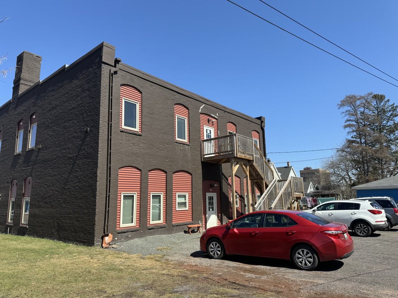 1516 Broadway St - Photo 4 of 47