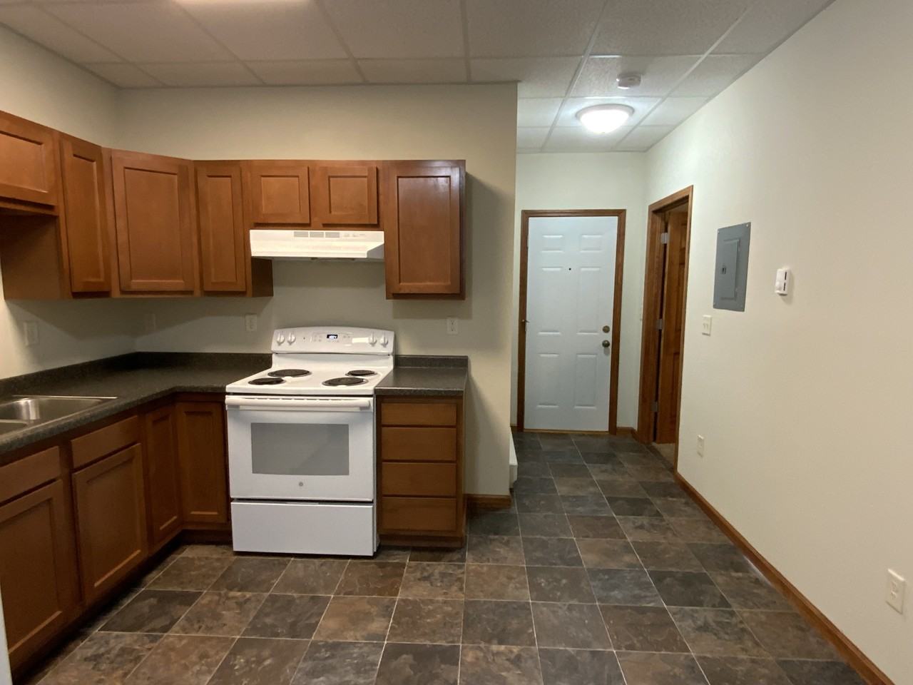 1516 Broadway St - Photo 6 of 45