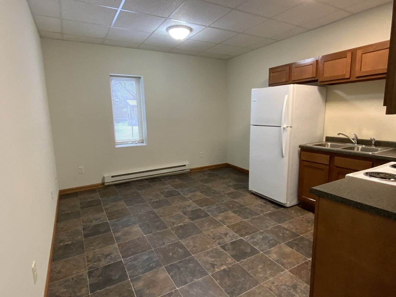 1516 Broadway St - Photo 7 of 45