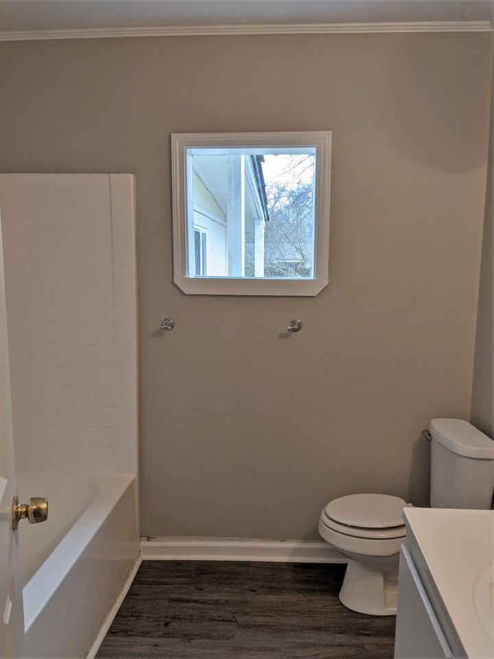 258 Corinth Rd - Photo 7 of 18