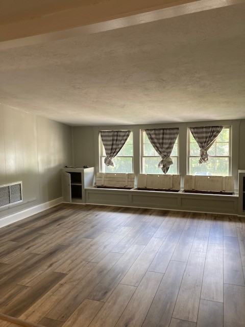 120 S Montgomery Ave - Photo 3 of 9