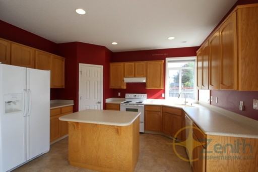 17917 NE 20th St - Photo 2 of 23