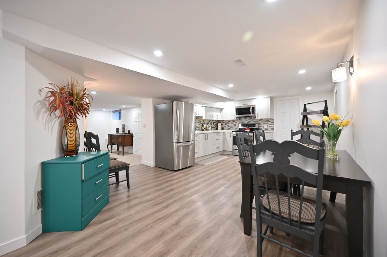 6 Bramber Road #Bsmt - Photo 3 of 12