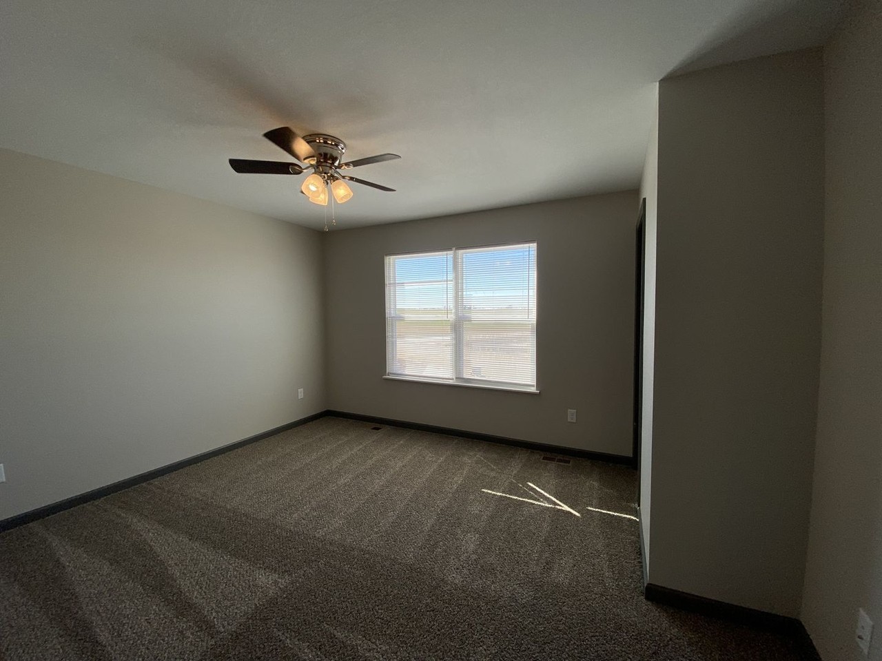 Longview Meadows - Photo 7 of 50