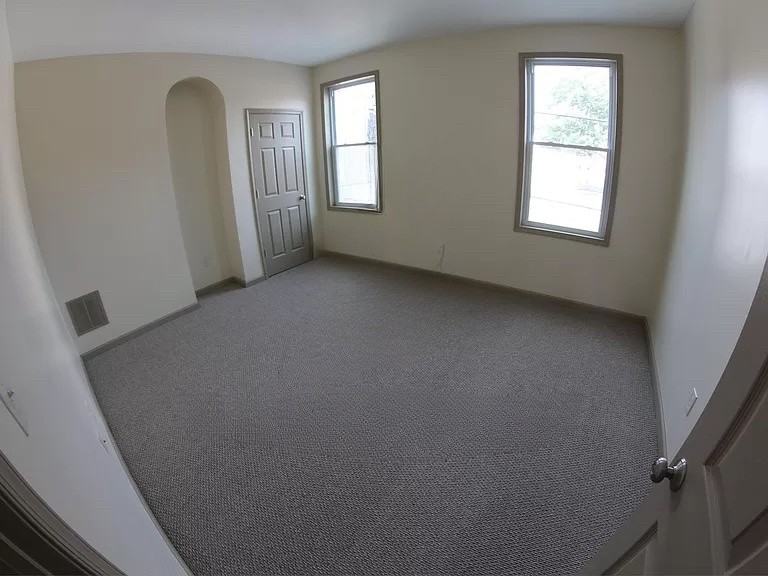 1632 N Willington St #14703009 - Photo 2 of 7