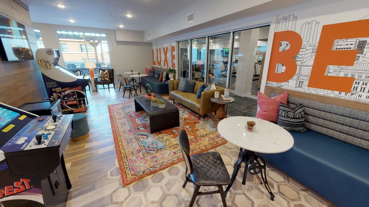 Luxe Belle | Student Housing - Photo 5 of 50