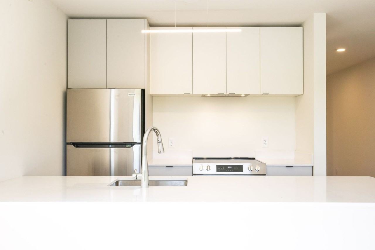 Bryant Park Lofts - Photo 5 of 22