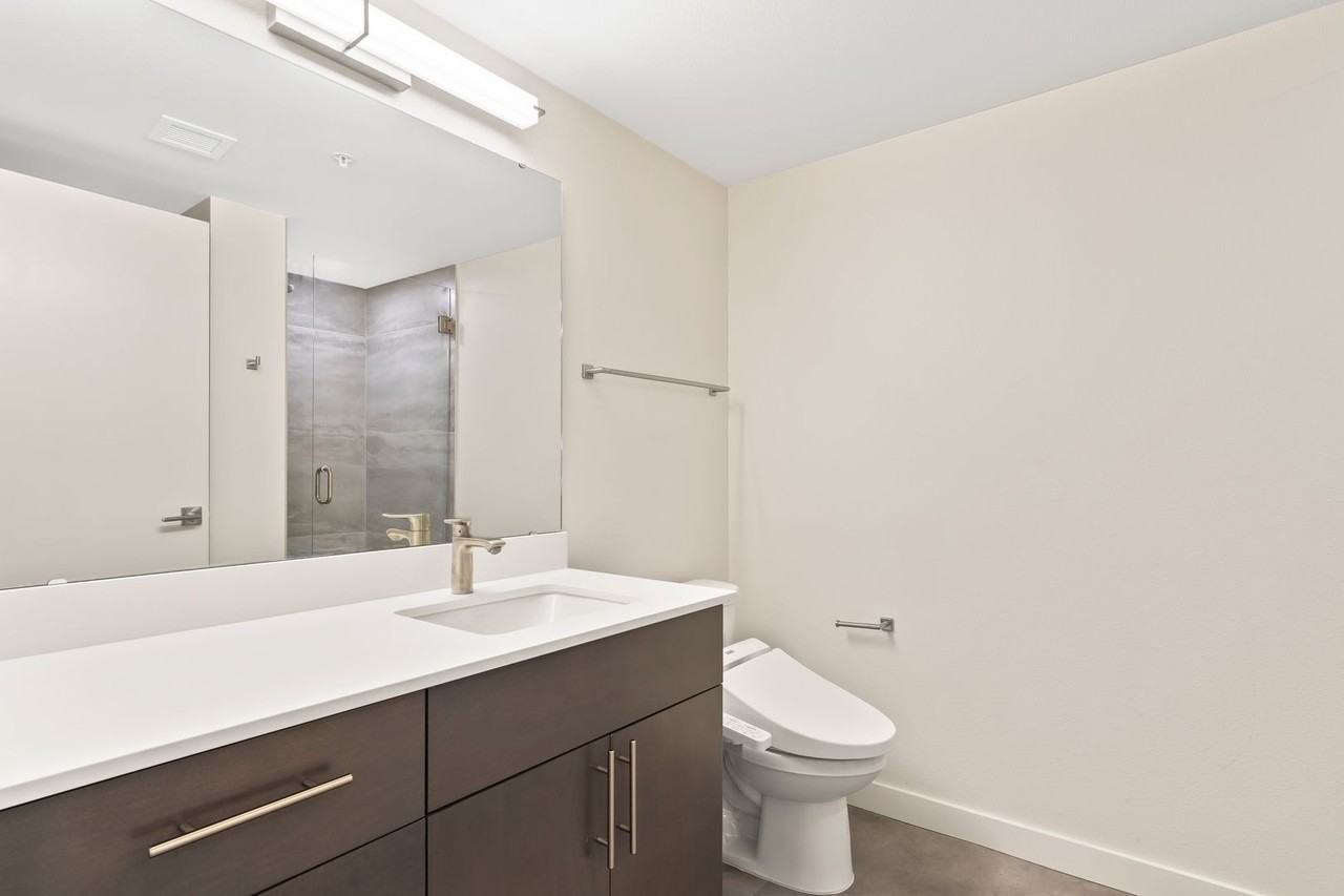 Bell View Apartments - Photo 4 of 50