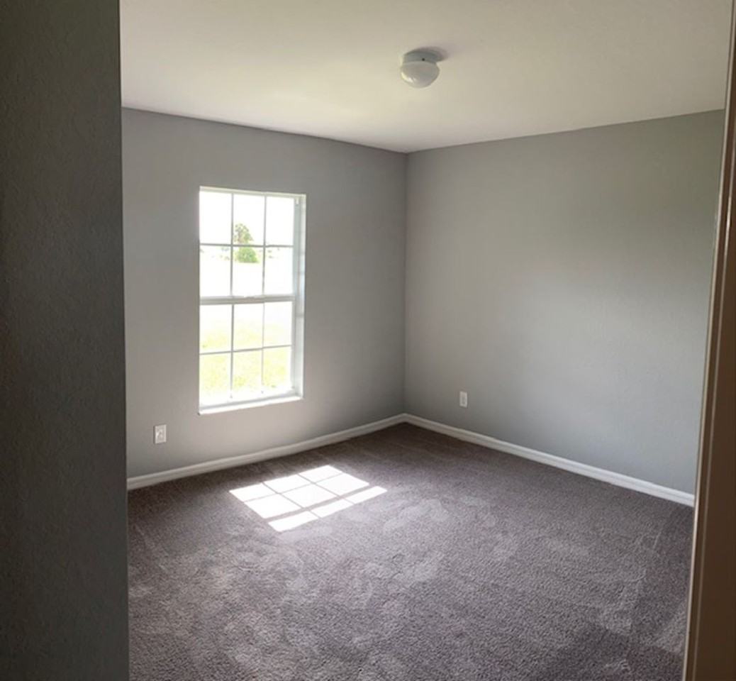 4137 Ne 14th Pl - Photo 7 of 9