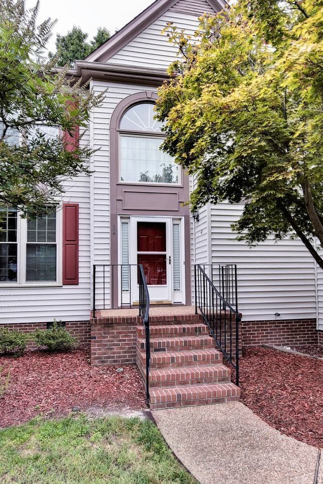 104 Glenkinchiey Ct - Photo 2 of 37