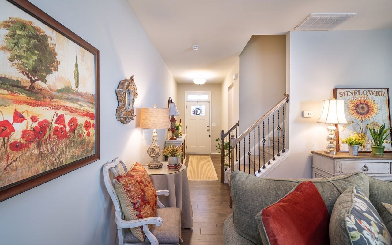 108 Churment Ct - Photo 3 of 17