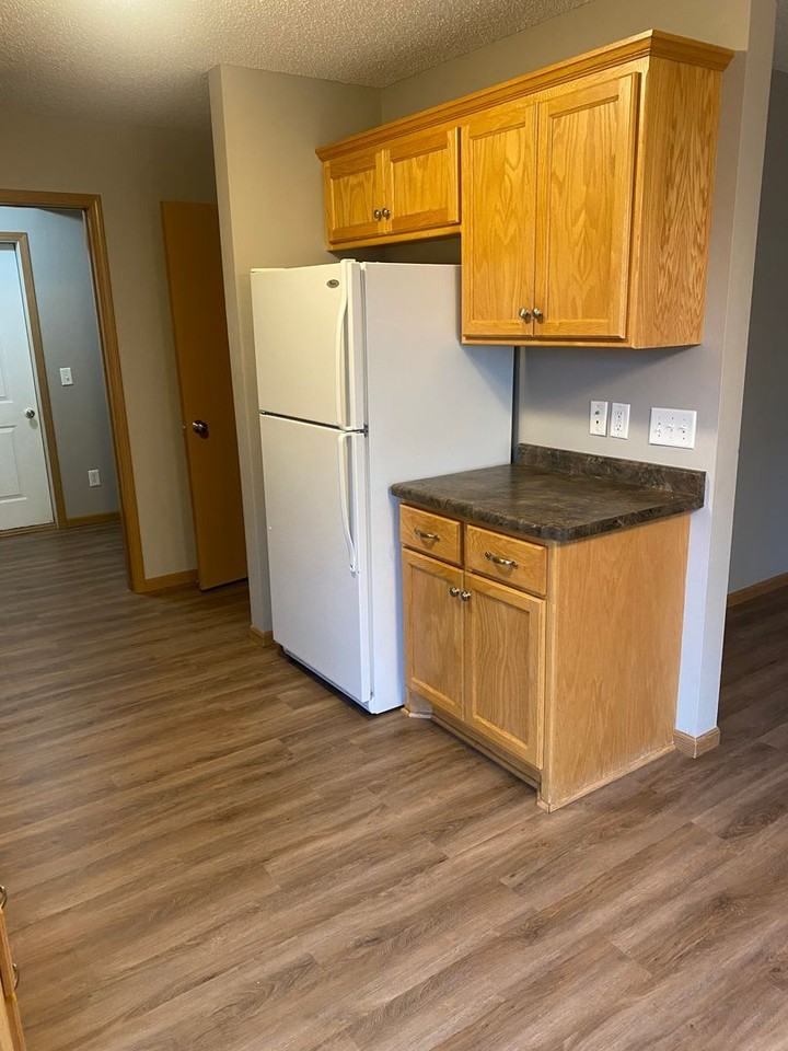 1671 20th Ave Ne - Photo 3 of 14