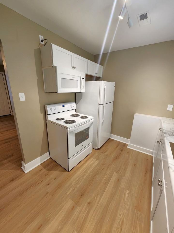 3644 Sw Kirklawn Ave - Photo 5 of 16