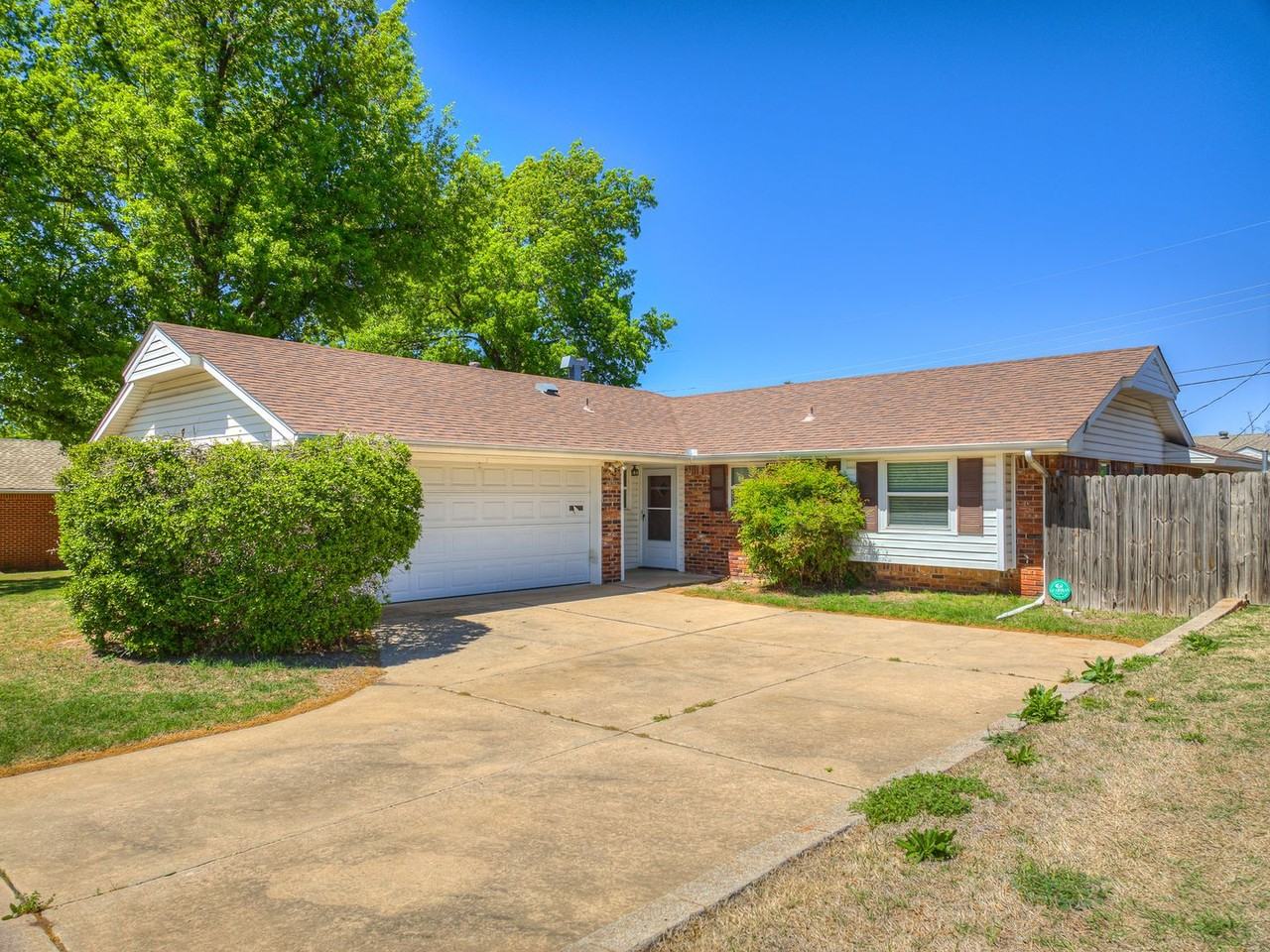 4333 Nw 55th St - Photo 2 of 47