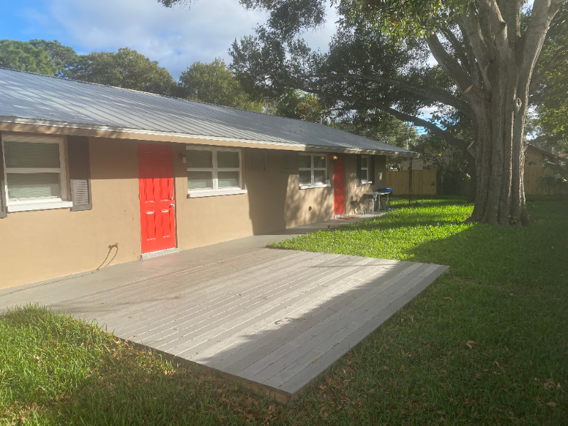 2320 18th Ave Sw #A - Photo 3 of 11