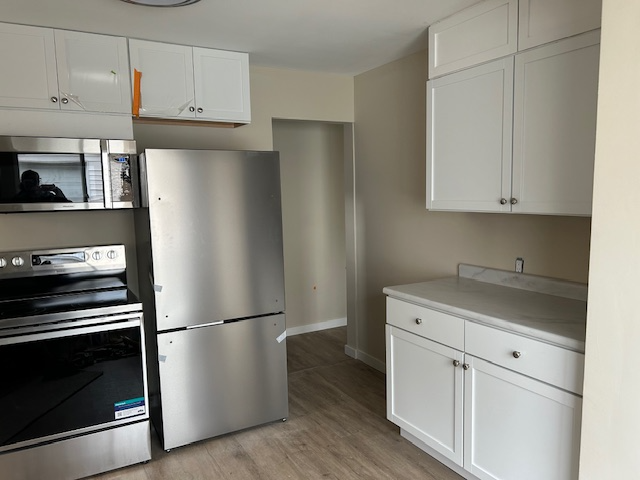 7623 29th Ave - Photo 2 of 10