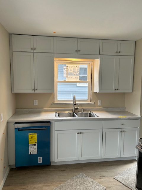 7623 29th Ave - Photo 3 of 10