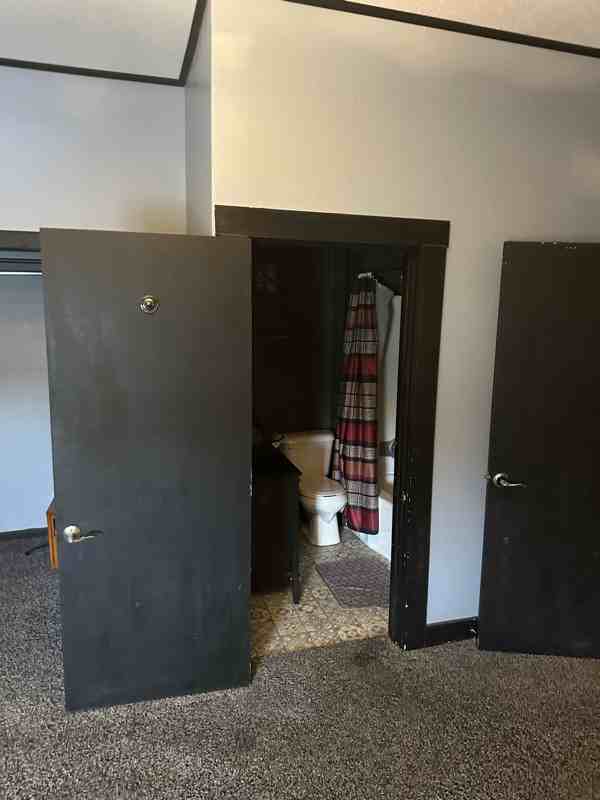 379 Broad St #1 - Photo 3 of 15