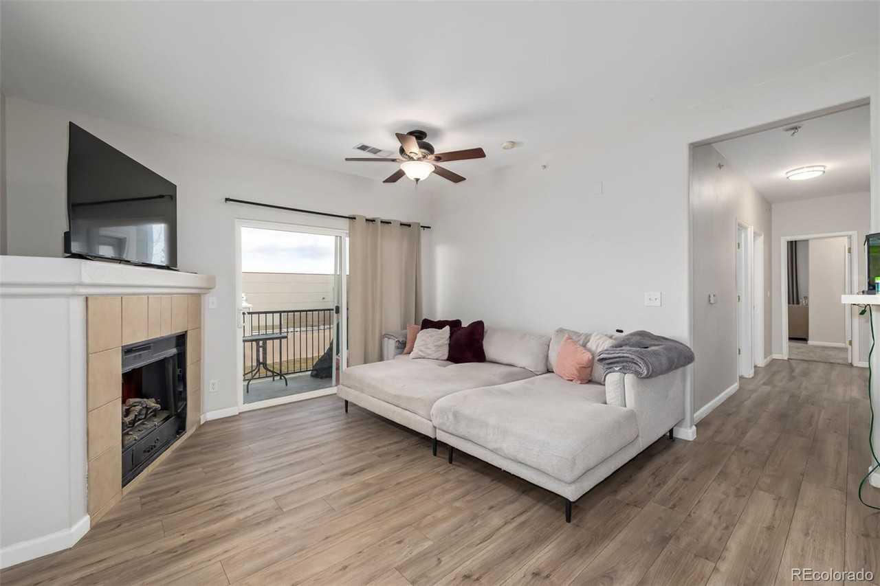 4451 S Ammons St #5-301 - Photo 2 of 19