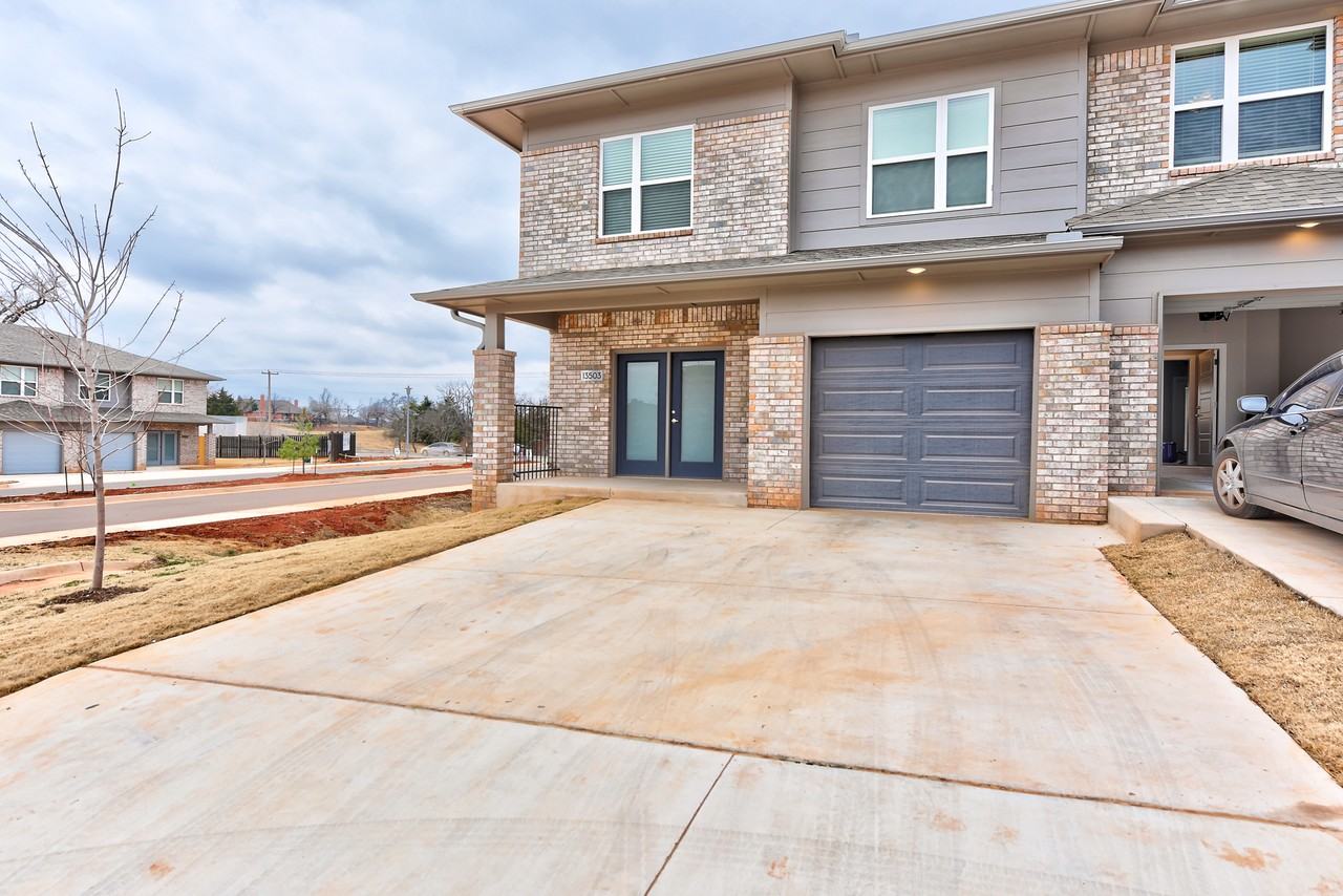 13503 Bluejacket Dr #13503 - Photo 4 of 46