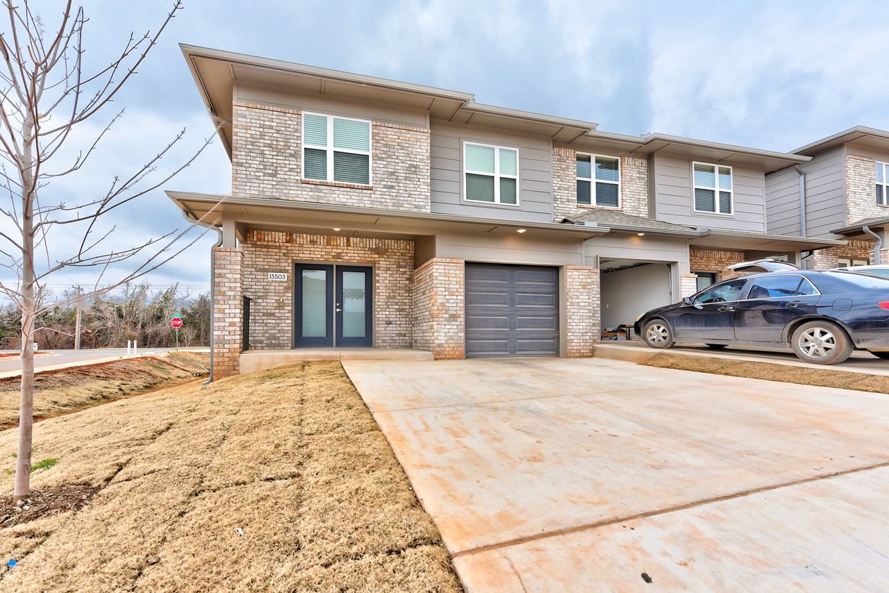 13503 Bluejacket Dr #13503 - Photo 5 of 46