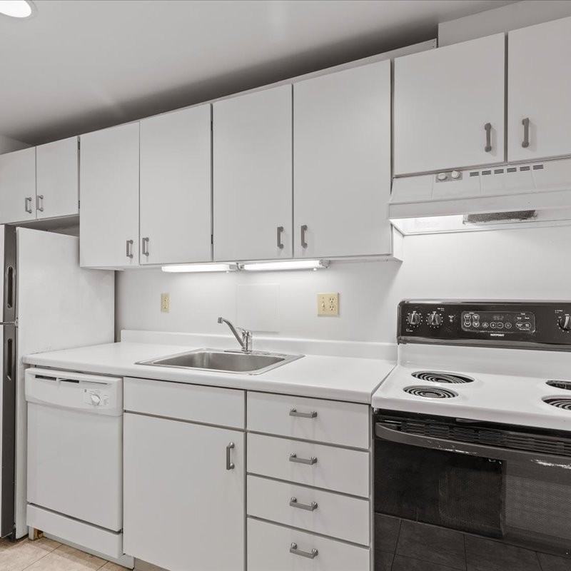 6328 Howe St #21 - Photo 3 of 6