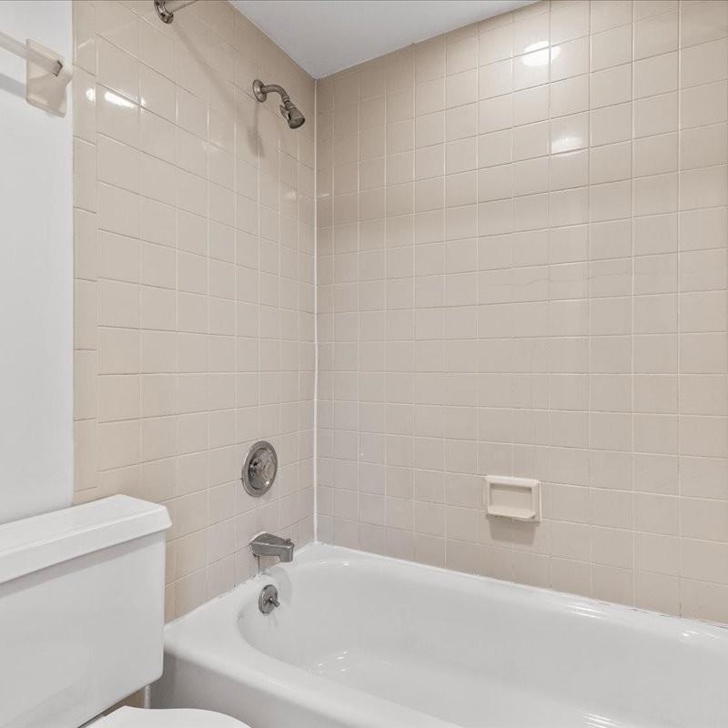 6328 Howe St #21 - Photo 6 of 6