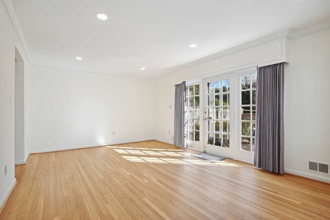 6815 Melrose Dr #NA - Photo 4 of 25