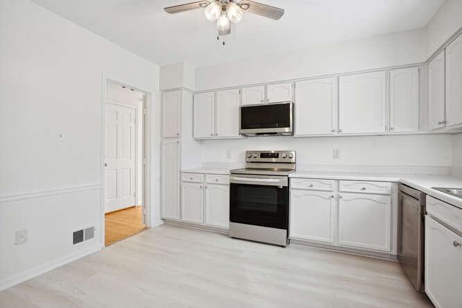 6815 Melrose Dr #NA - Photo 7 of 25