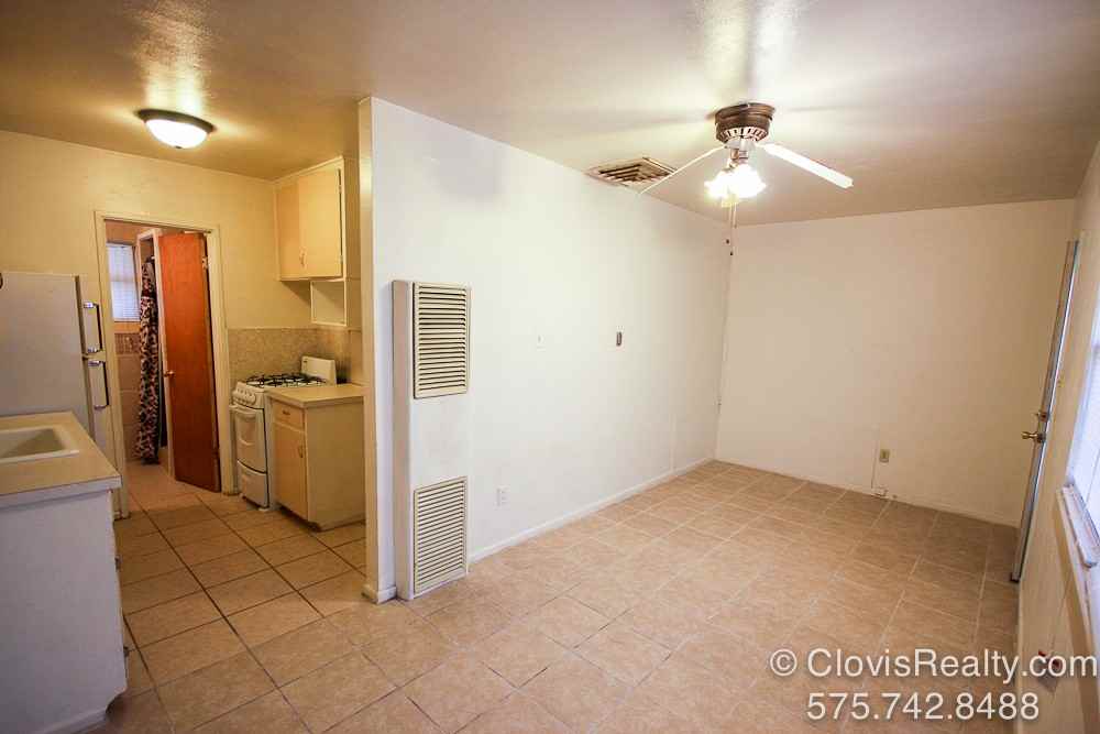 316 Axtell St #2 - Photo 3 of 9