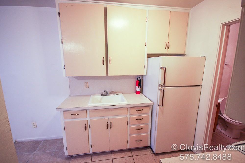 316 Axtell St #2 - Photo 5 of 9