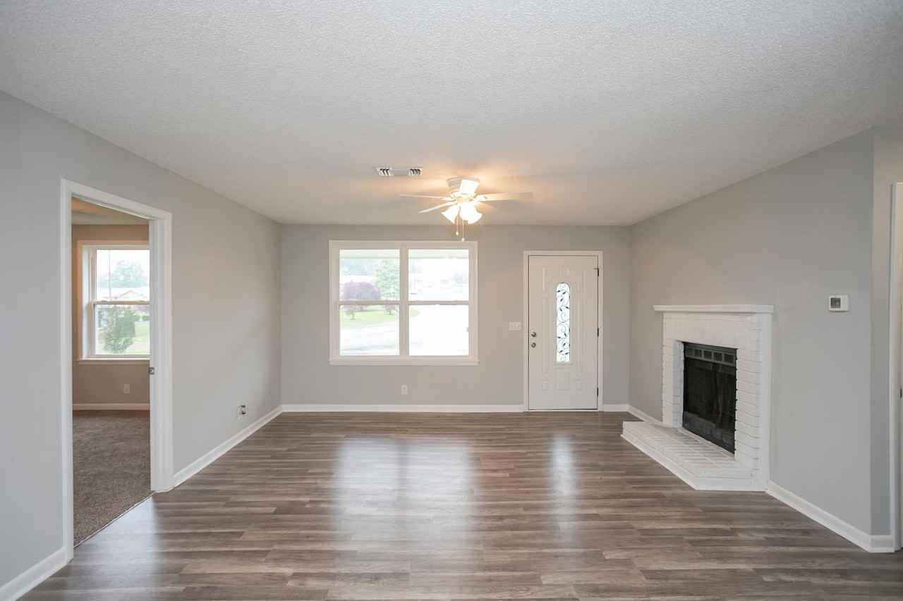 212 Trailway Cir #NA - Photo 3 of 28