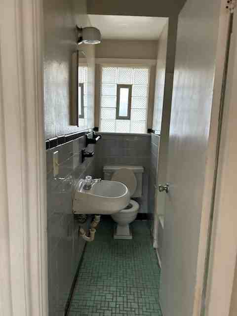 1017 Neville Avenue - Photo 7 of 8