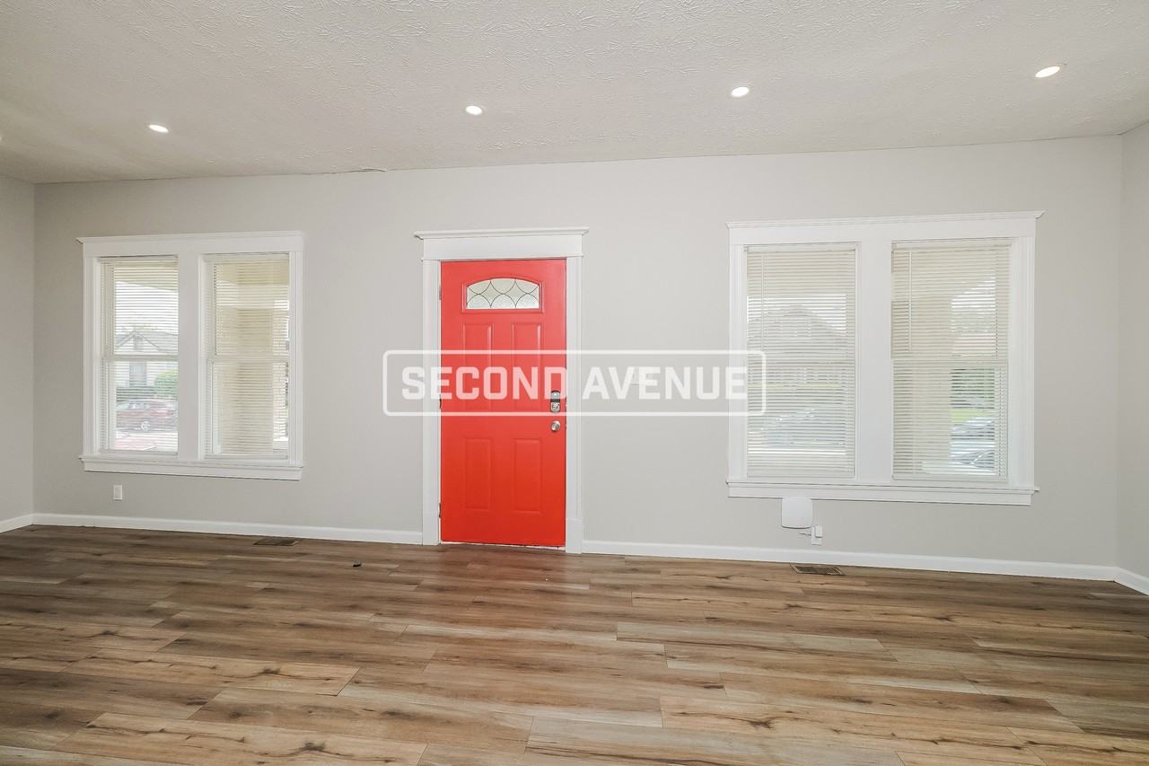 2117 Osage Ave - Photo 6 of 19