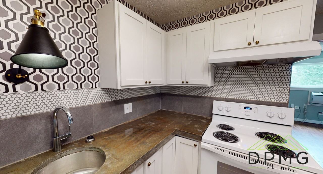 326 326 East Hillsdale - 5 #5 - Photo 4 of 16